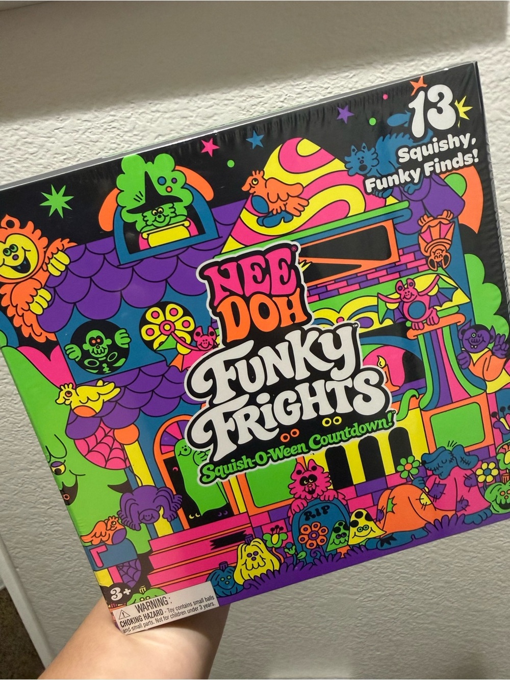 NeeDoh Funky Frights Squish-O-Ween Halloween Advent Calendar New 13 Toys Squishy